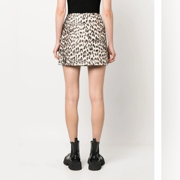 BAUM UND PFERDGARTEN Leopard print leather Pencil Mini Skirt for Night Out - Picture 4 of 5